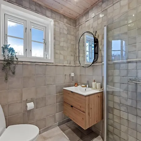 Gunwald - 1km To The Inlet By Interhome *